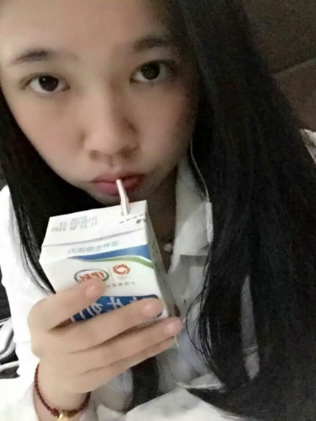 【姑娘叫小芳】的相册